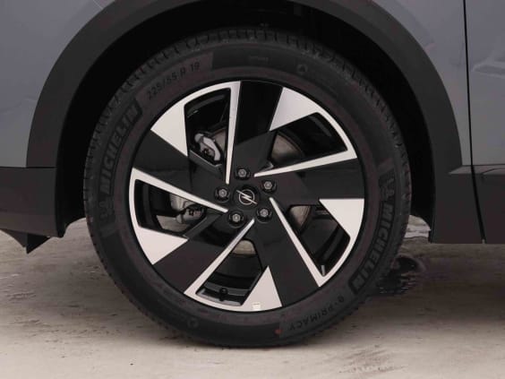 Opel Grandland 1.2 T Hybrid 145 GS Gris