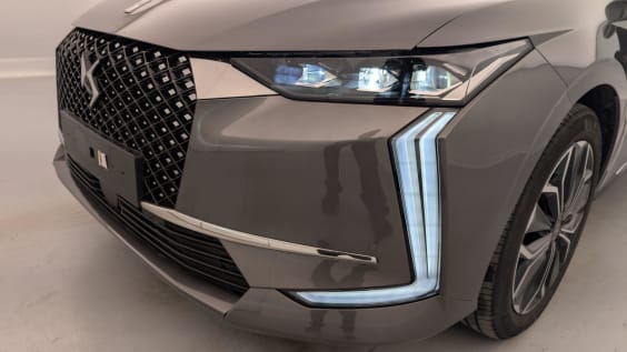 DS DS4 PureTech 130 EAT8 Rivoli Gris Platinium / Toit Noir Perla Nera