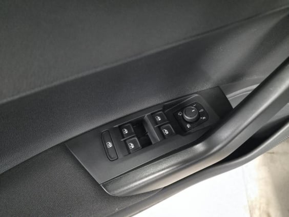 Volkswagen POLO 1.0 TSI 95 DSG7 EDITION Gris 