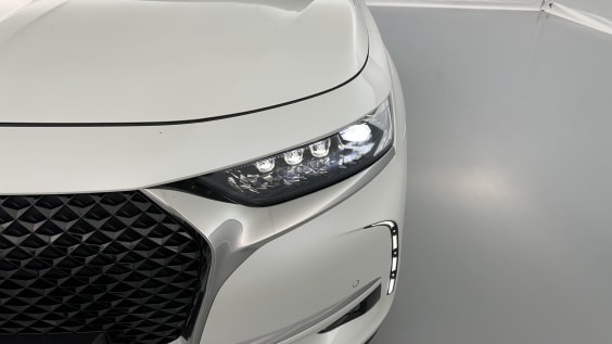 DS DS7 Crossback Ds7 crossback 1.6 Hybride E-Tense 300 EAT8 4x4 Rivoli Blanc Nacré