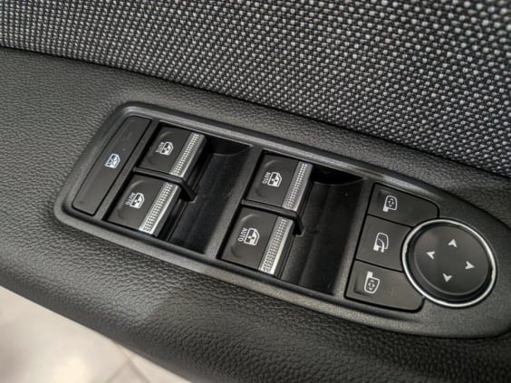 Renault CAPTUR Captur E-Tech full hybrid 160 ch Techno Rouge Flamme / Toit Noir