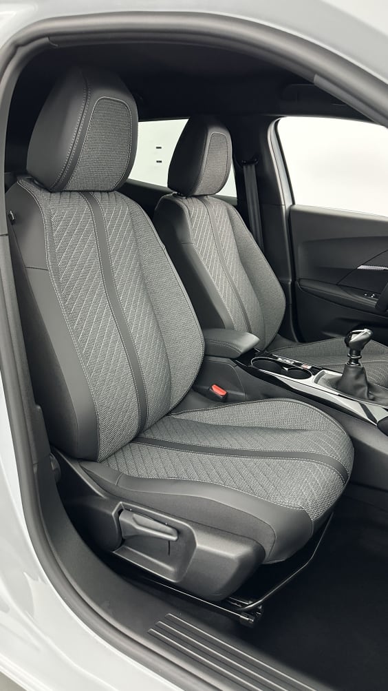 Peugeot 2008 2008 1.2 Puretech 100ch Allure gris artense