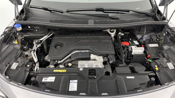 Peugeot 3008 3008 1.2 Hybrid 136ch Allure Pack e-DCS6 gris artense