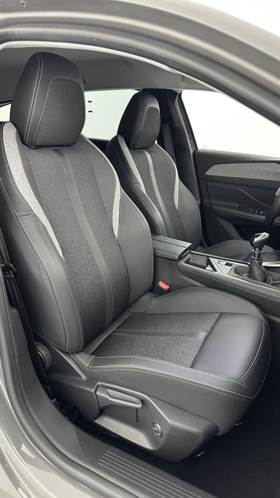 Peugeot 308 SW 308 sw 1.2 PURETECH 130CH ALLURE Gris Selenium