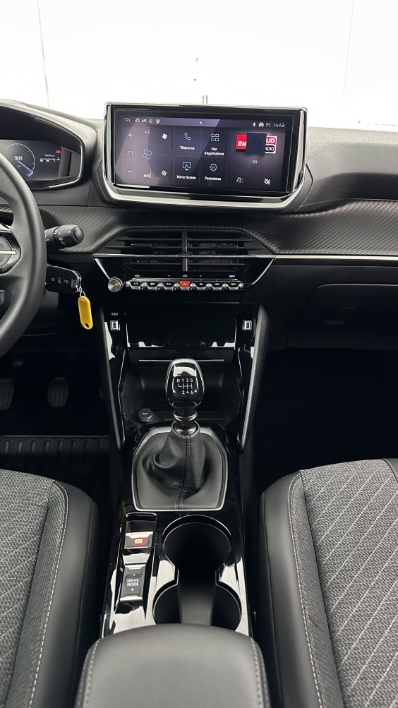 Peugeot 2008 2008 1.2 Puretech 100ch Allure gris artense