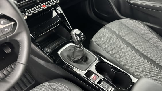 Peugeot 2008 2008 1.2 Puretech 100ch Allure gris artense