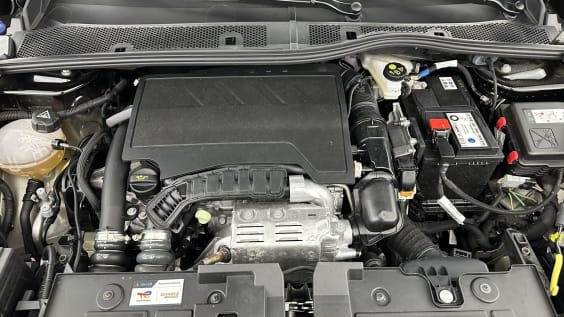 Citroën C4 X C4 x 1.2 PureTech 130ch Max EAT8 Noir Perla Nera