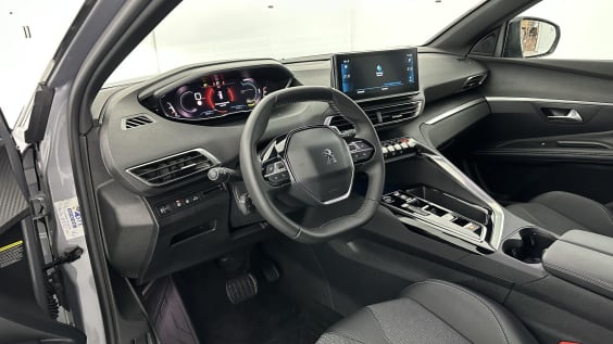 Peugeot 3008 3008 1.2 Hybrid 136ch Allure Pack e-DCS6 gris artense