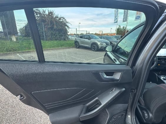 Ford Focus 1.5 ecoblue 115 st-line  bva8 Gris Magnétique