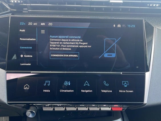 Peugeot 308 Hybrid 136 e-DCS6 Allure Vert Olivine Metal