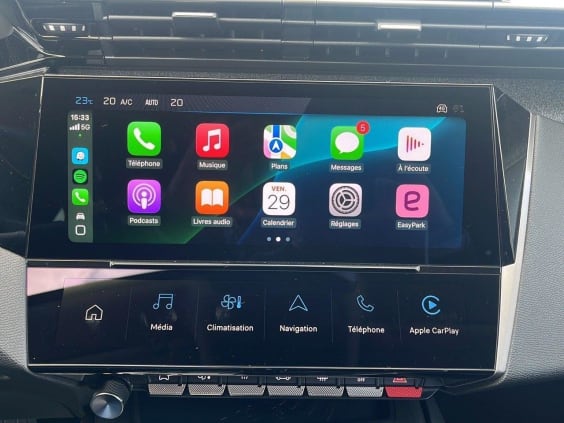 Peugeot 308 Hybrid 136 e-DCS6 Allure Vert Olivine Metal