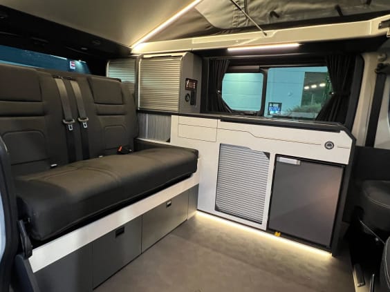 Hanroad TREK 4 - Wild Edition NOUVEAU RENAULT TRAFIC 2.0L DCI 130 CV - BVM6 Blanc 