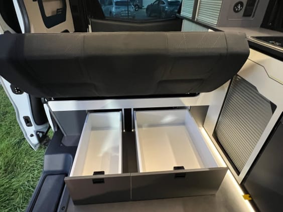 Hanroad TREK 4 - Wild Edition NOUVEAU RENAULT TRAFIC 2.0L DCI 130 CV - BVM6 Blanc 