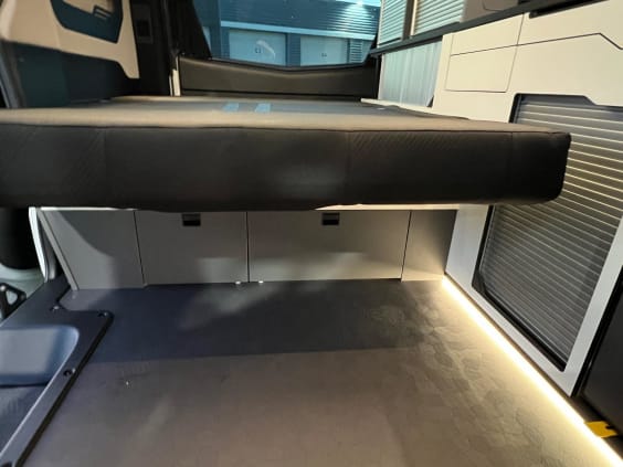 Hanroad TREK 4 - Wild Edition NOUVEAU RENAULT TRAFIC 2.0L DCI 130 CV - BVM6 Blanc 