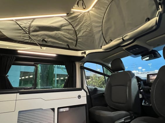 Hanroad TREK 4 - Wild Edition NOUVEAU RENAULT TRAFIC 2.0L DCI 130 CV - BVM6 Blanc 