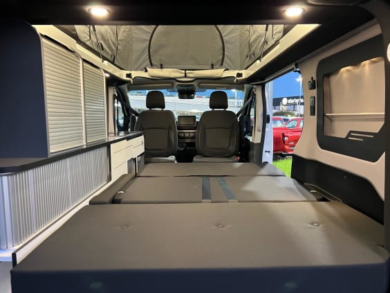 Hanroad TREK 4 - Wild Edition NOUVEAU RENAULT TRAFIC 2.0L DCI 130 CV - BVM6 Blanc 