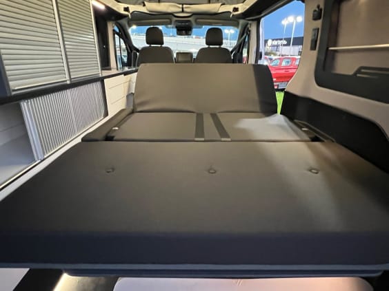 Hanroad TREK 4 - Wild Edition NOUVEAU RENAULT TRAFIC 2.0L DCI 130 CV - BVM6 Blanc 