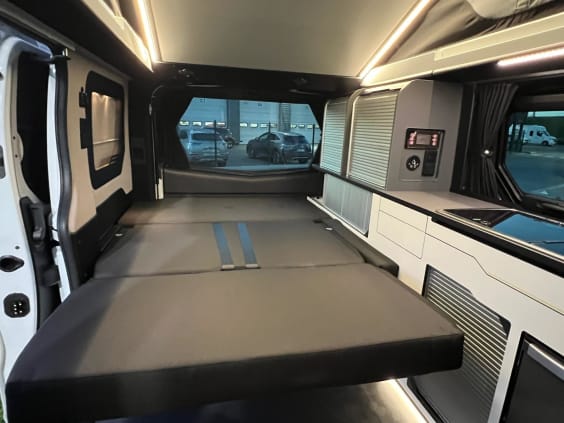 Hanroad TREK 4 - Wild Edition NOUVEAU RENAULT TRAFIC 2.0L DCI 130 CV - BVM6 Blanc 