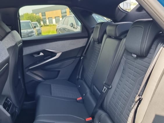 Peugeot 3008 Hybrid 145 gt e-dcs6 Bleu Obsession