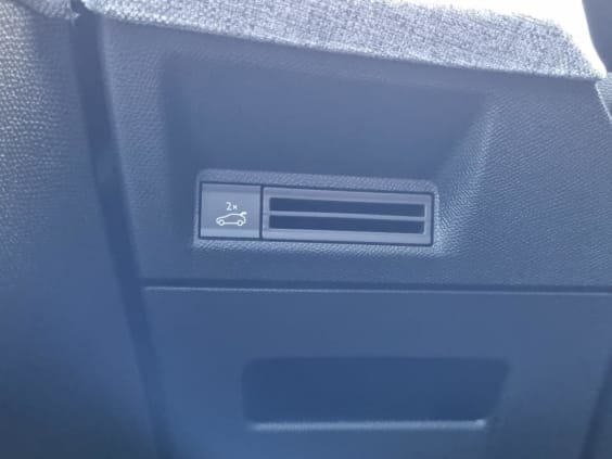 Peugeot 3008 Hybrid 145 gt e-dcs6 Bleu Obsession