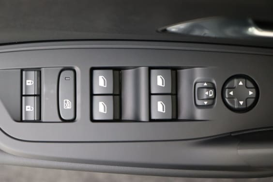 Peugeot E-408 58kWh 210ch ALLURE Black