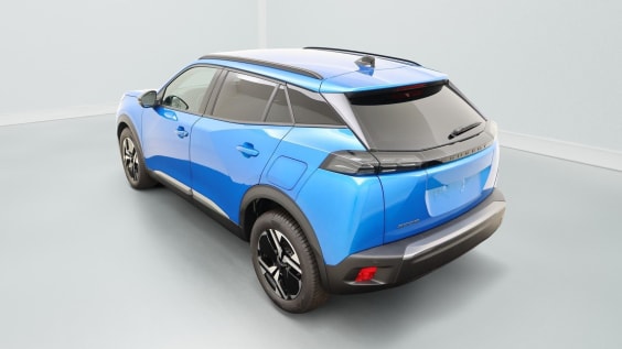 Peugeot 2008 ALLURE 1,2 Puretech 100 BVM6 Blue
