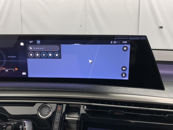 Peugeot 3008 Hybrid 145 e-DCS6 GT gris artense