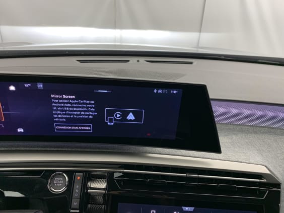 Peugeot 3008 Hybrid 145 e-DCS6 GT gris artense