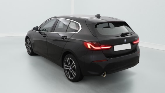 BMW Serie 1 F40 116i 109 ch Business Design Saphirschwarz