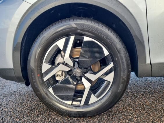 Peugeot 2008 1.2 hybrid 145 gt e-dcs6 gris artense