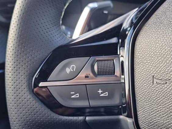 Peugeot 2008 1.2 hybrid 145 gt e-dcs6 gris artense