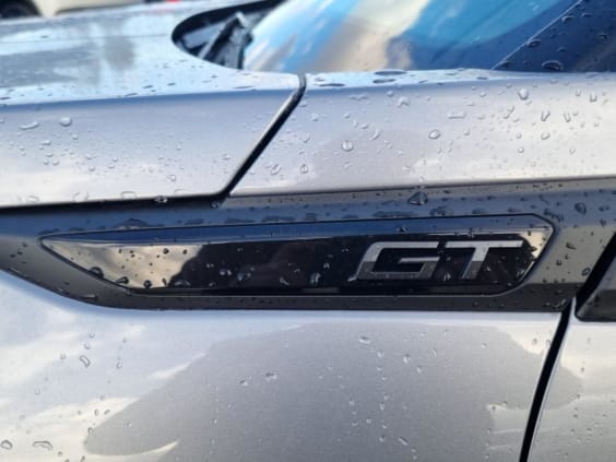 Peugeot 2008 1.2 hybrid 145 gt e-dcs6 gris artense