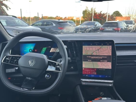 Renault Austral 1.2 e-tech full hybrid 200 techno Bleu Iron