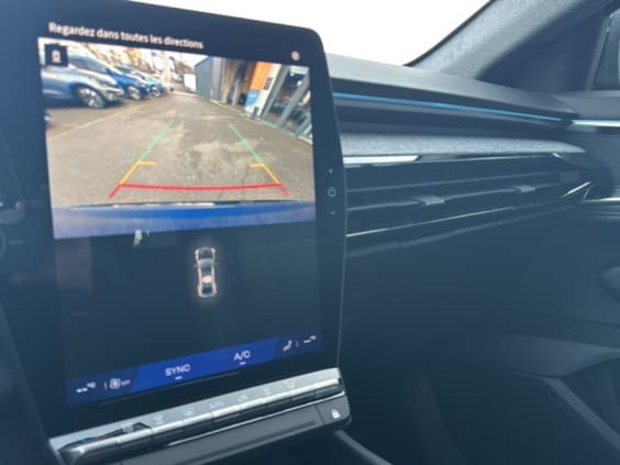 Renault Austral 1.2 e-tech full hybrid 200 techno Bleu Iron