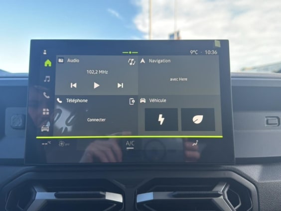 Dacia DUSTER 1.6 Hybrid 140 Journey Blanc