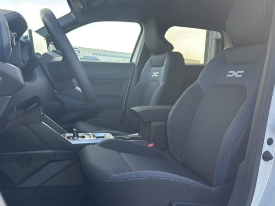 Dacia DUSTER 1.6 Hybrid 140 Journey Blanc