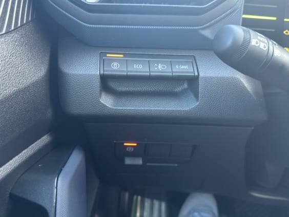 Dacia DUSTER 1.6 Hybrid 140 Journey Blanc