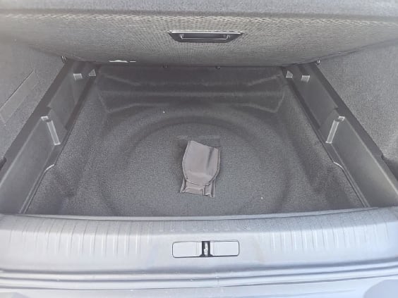 Peugeot 3008 1.2 hybrid 145 allure e-dcs6 Noir