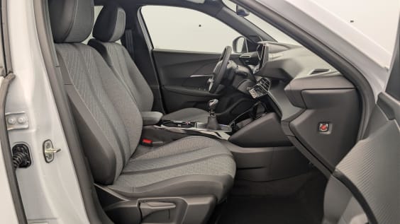 Peugeot 2008 100 S&S BVM6 Allure Blanc Okenite