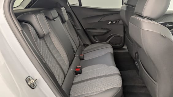 Peugeot 2008 100 S&S BVM6 Allure Blanc Okenite