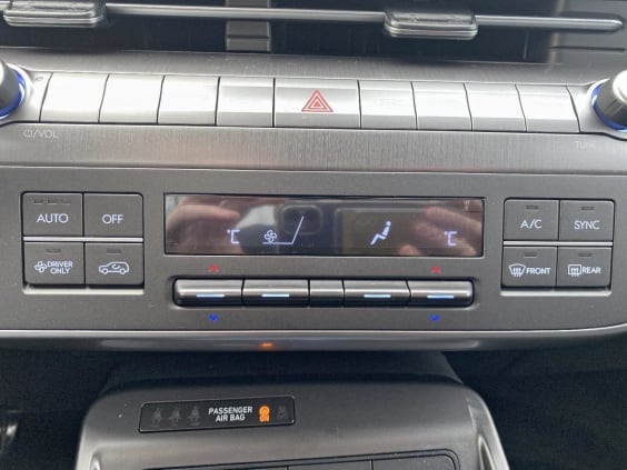 Hyundai KONA 1.6 gdi 138 hybrid creative dct-6 Gris