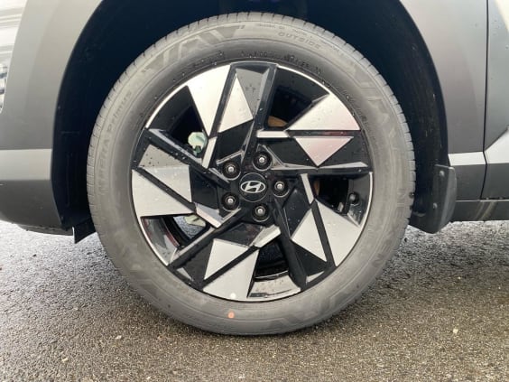 Hyundai KONA 1.6 gdi 138 hybrid creative dct-6 Gris
