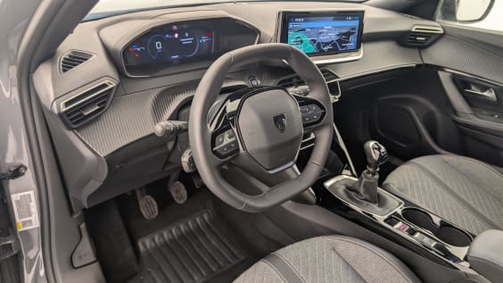 Peugeot 2008 100 S&S BVM6 Allure Gris Selenium