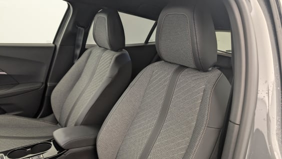 Peugeot 2008 100 S&S BVM6 Allure Gris Selenium