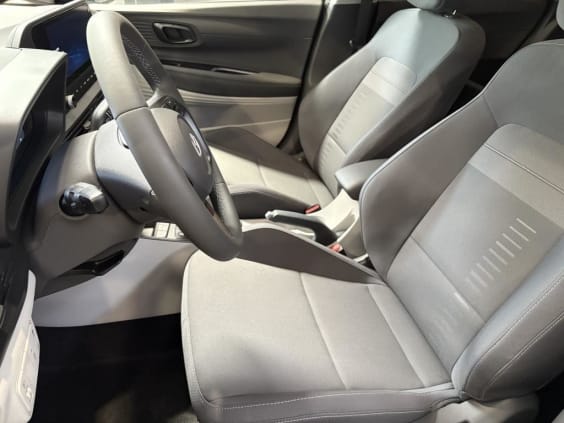 Hyundai Bayon Bayon 1.0 T-GDi 100 DCT-7 Intuitive Noir