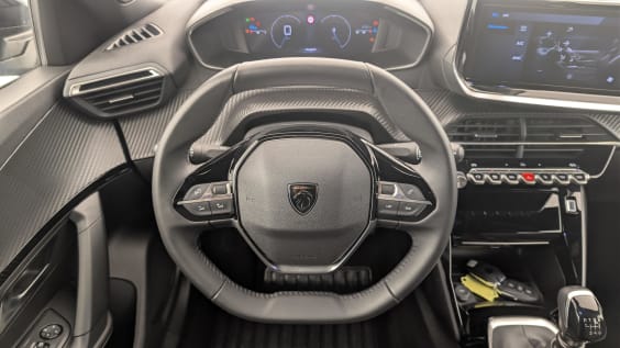 Peugeot 2008 100 S&S BVM6 Allure Bleu Obsession