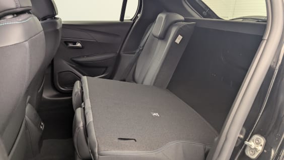 Peugeot 208 PureTech 100 S&S BVM6 Allure Pack Noir Perla Nera