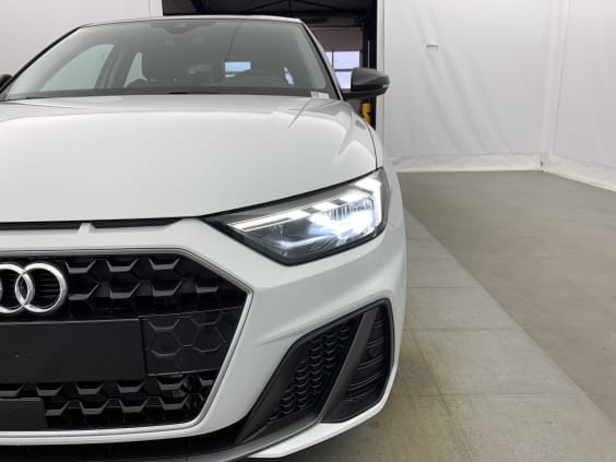 Audi A1 Sportback 30 TFSI 116 ch S tronic 7 Design Blanc Glacier/ Toit Noir