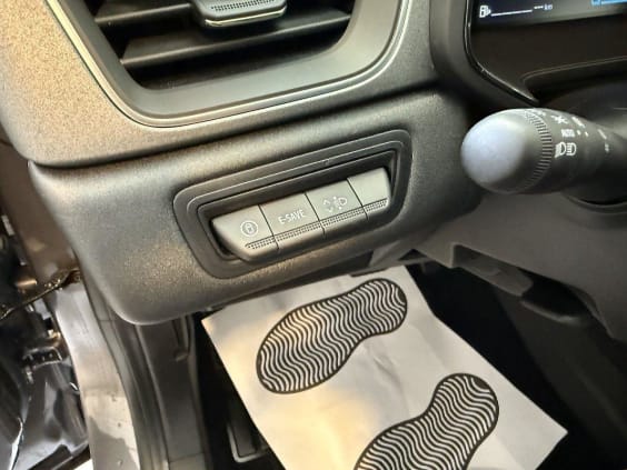 Renault CAPTUR Captur E-Tech full hybrid 145 ch Techno Gris Cassiopee Metal/Toit Gris
