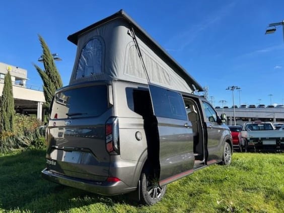 Campérêve CAP LAND FORD TRANSIT CUSTOM 2.0L 136 CV - BVA Gris Magnétic